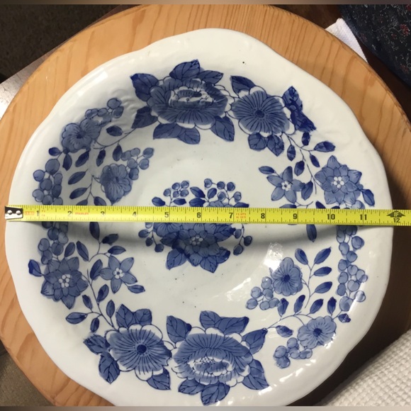 Vintage Canton Collection Blue & White Ceramic Bowl (W 12” x H 3.25”) - Picture 9 of 10